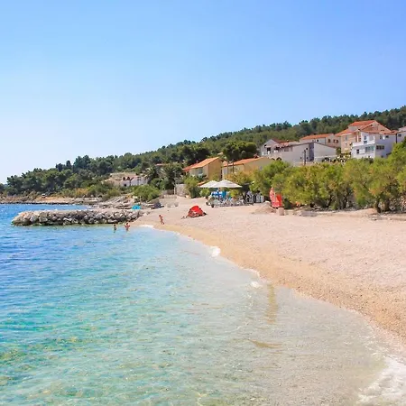 Adrian2 トロギール