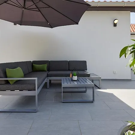 Apartment Adrian2 Trogir